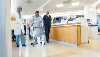 Logran primer transplante de vejiga en un ser humano