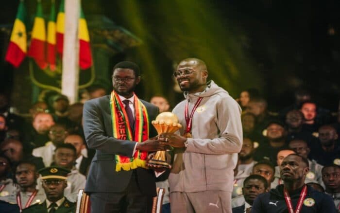 Dinero y tierras reciben jugadores que ganaron la Copa Africana de Naciones 2026 | Video