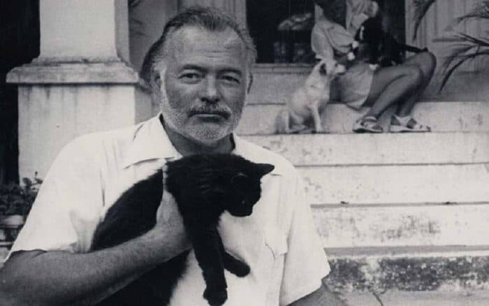 Por primera vez circula en español una de las obras menos conocidas de Ernest Hemingway