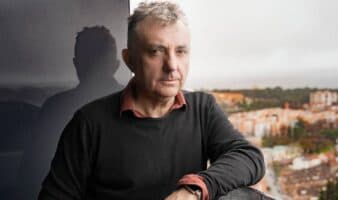 “Lo más importante que construimos en nuestra vida son las relaciones, los afectos y el amor”: Manuel Vilas