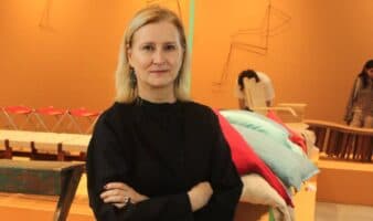 El arte de sentarse motiva exposición en el MUAC