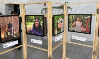 La fotógrafa Jen Mulini visibiliza la pasión y el compromiso con que viven mujeres con alguna discapacidad
