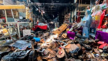 Incendio en el Mercado de Sonora afectó 10 locales de la zona 'Místicos y animales': Protección Civil | Video