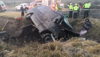 Mueren 12 peregrinos tras volcadura de camioneta en Lagos de Moreno, Jalisco; iban de Toluca