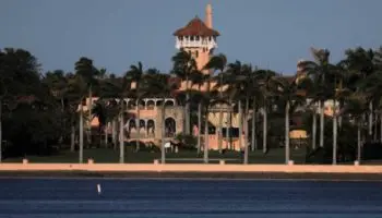 Servicio Secreto mata a joven que intentó entrar a la residencia de Trump en Florida
