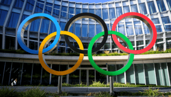 COI anuncia política para 'proteger' el deporte olímpico femenino: Excluye a atletas transgénero de competencias | Video