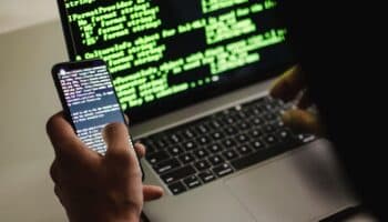 Vigilancia masiva avanza en México a costa de derechos y privacidad: A-19 y R3D