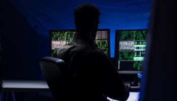 Juez frena temporalmente aplicación de vigilancia masiva en México