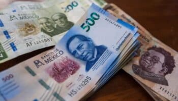 Peso repunta este jueves, pero continúa la atención en la reforma judicial