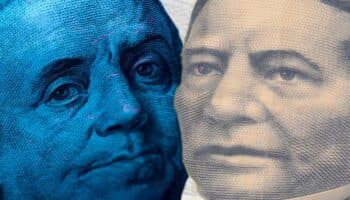 Peso se debilita a casi 18.60 por dólar tras mensaje de Sheinbaum