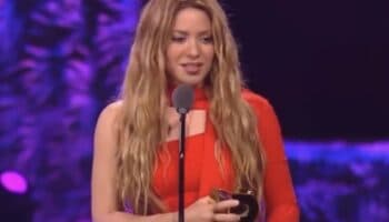 Shakira arrasa en los Premios Juventud 2023; se lleva 8 estatuillas