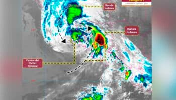 Huracán 'Hilary' se sigue debilitando frente a la costa de Baja California