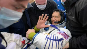 El astronauta Frank Rubio vuelve a la Tierra con un récord para la NASA y los hispanos