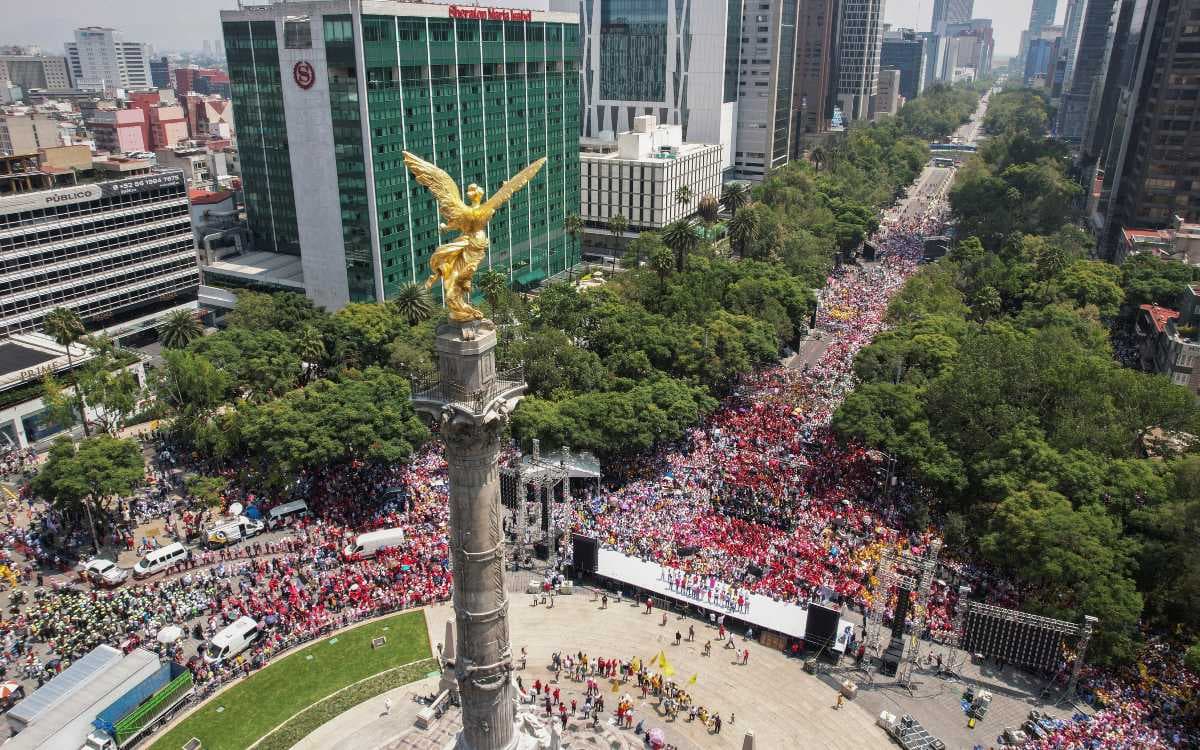 Cuestionan asistencia masiva al Ángel para evento opositor
