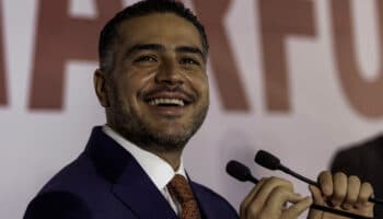 Acusan a sindicalizados del MetroCDMX por pinta de bardas en favor de Harfuch | Video