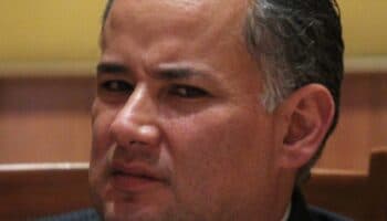 ¿Cuáles son las denuncias que Gil Zuarth presentó contra Santiago Nieto? | Video