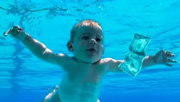 Reviven demanda contra Nirvana por el bebé desnudo de 'Nevermind'