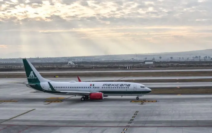 Pilotos piden al gobierno de Sheinbaum actuar con “urgencia” ante cancelación de vuelos por parte de EE.UU.