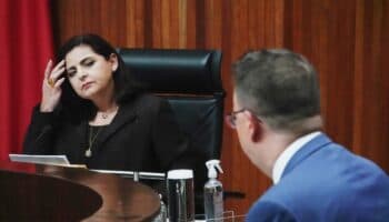 Bastó un correo de Morena para 'bajar' proyecto del Tribunal Electoral: Núñez Albarrán