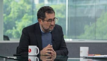 Defender la democracia es que no haya bots orquestando campañas en redes sociales: Cravioto