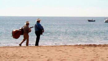 'Las bandas son una cosa muy molesta y no es el Mazatlán que la gente busca': hotelero | Video