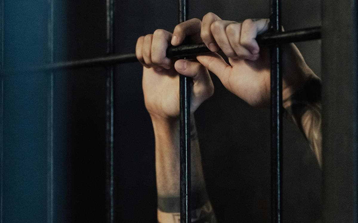 Morena propone prisión obligada para narcomenudeo y defraudación fiscal, afecta presunción de inocencia: Abogado