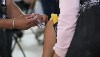 Salud reporta 23 muertes por sarampión desde febrero y confirma descenso en los contagios