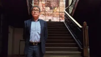 ‘Libros alegres’, de Armando González Torres, una obra para tiempos convulsos y polarizados