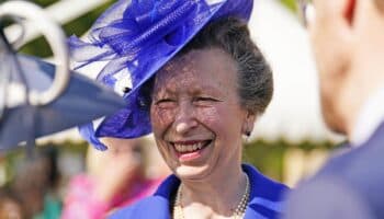 La princesa real Ana es hospitalizada tras un accidente con caballos