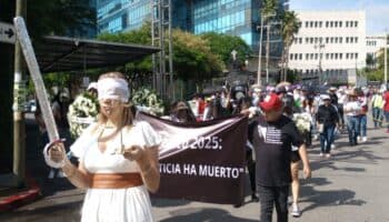 Trabajadores del PJF marchan en Cuernavaca contra la Reforma Judicial