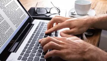 ¿Cualquier periodista que cubra violencia podría ser acusado de terrorismo? Artículo 19 cuestiona