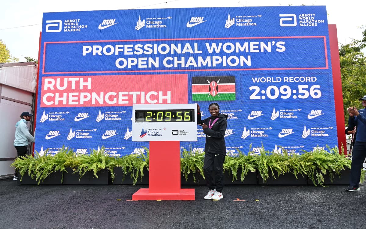 Firma Ruth Chepngetich un nuevo récord mundial en el Maratón de Chicago ...