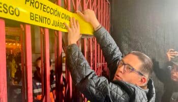 Clausuran el Estadio Azul y la Plaza México por incumplir medidas de seguridad