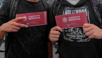 Hay registro abierto para becas a estudiantes de hasta $5,800 bimestrales