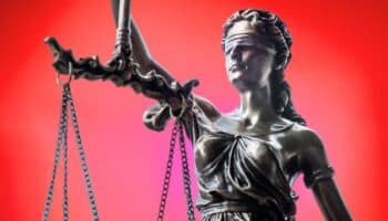 México no puede ignorar a organismos internacionales en materia judicial, pero acudir a ellos cuando hay tensiones con otros países: Cossío