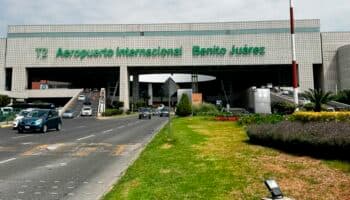 Detienen en el AICM a menor campeón de boliche por presunto secuestro en Sonora