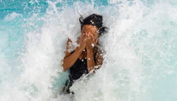 Semana Santa: Las tres infecciones que puedes contraer si nadas en playas contaminadas