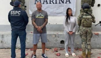 Detienen a dos extranjeros en Jalisco buscados por Estados Unidos
