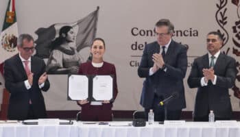 Sheinbaum y empresarios renuevan PACIC; canasta básica se mantiene en 910 pesos