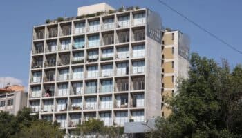 Banamex advierte riesgos por rentas congeladas en CDMX