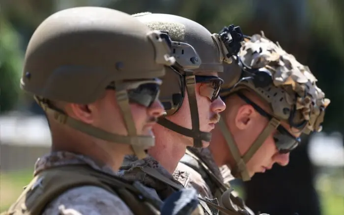 Aristegui en Vivo: EE.UU. probó láser en frontera con México; Sicarios atacan a Marina en Sinaloa; Avala Senado entrada de marines (12/02/2026)