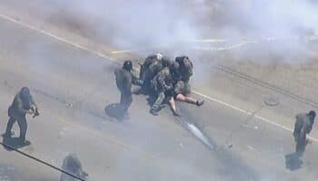 Muere trabajador tras caer de techo durante redada en granja de cannabis en California