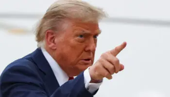 "Dejen en paz a Bolsonaro", dice Trump a Brasil