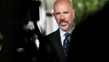 Asignan a director de DEA 'poderes' de jefe de Policía de Washington DC