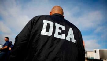 La DEA trata de manipular la guerra perdida contra las drogas: Esquivel | Video