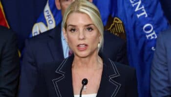 Bondi esquiva duda de Sheinbaum sobre cómo fue detenido "El Mayo" Zambada