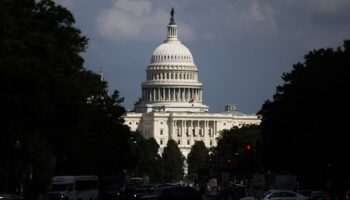 Autoridades de Washington demandan al Gobierno de Trump por 'toma hostil' de la Policía