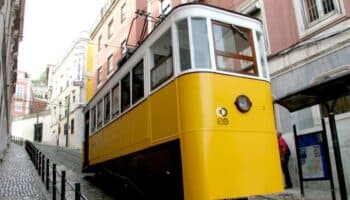 Así es el Ascensor de la Gloria, el funicular donde 15 personas murieron en Lisboa