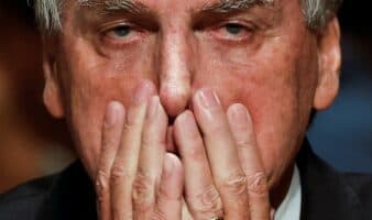 Dan 27 años y tres meses de cárcel a Bolsonaro por intento de golpe de Estado