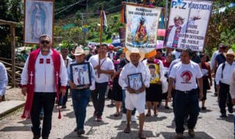 Marchan más de 20 mil en Chiapas para exigir justicia por crimen del padre Marcelo Pérez